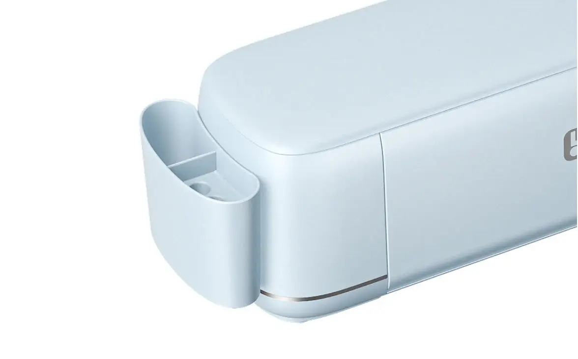 Close-up view of the detachable tool holder of a LOKLIK iCraft™ in Bubble Blue