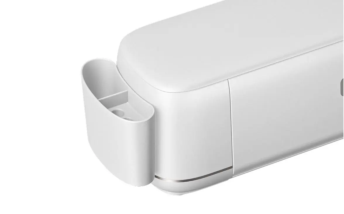 Close-up view of the detachable tool holder of a LOKLIK iCraft™ in Daisy White