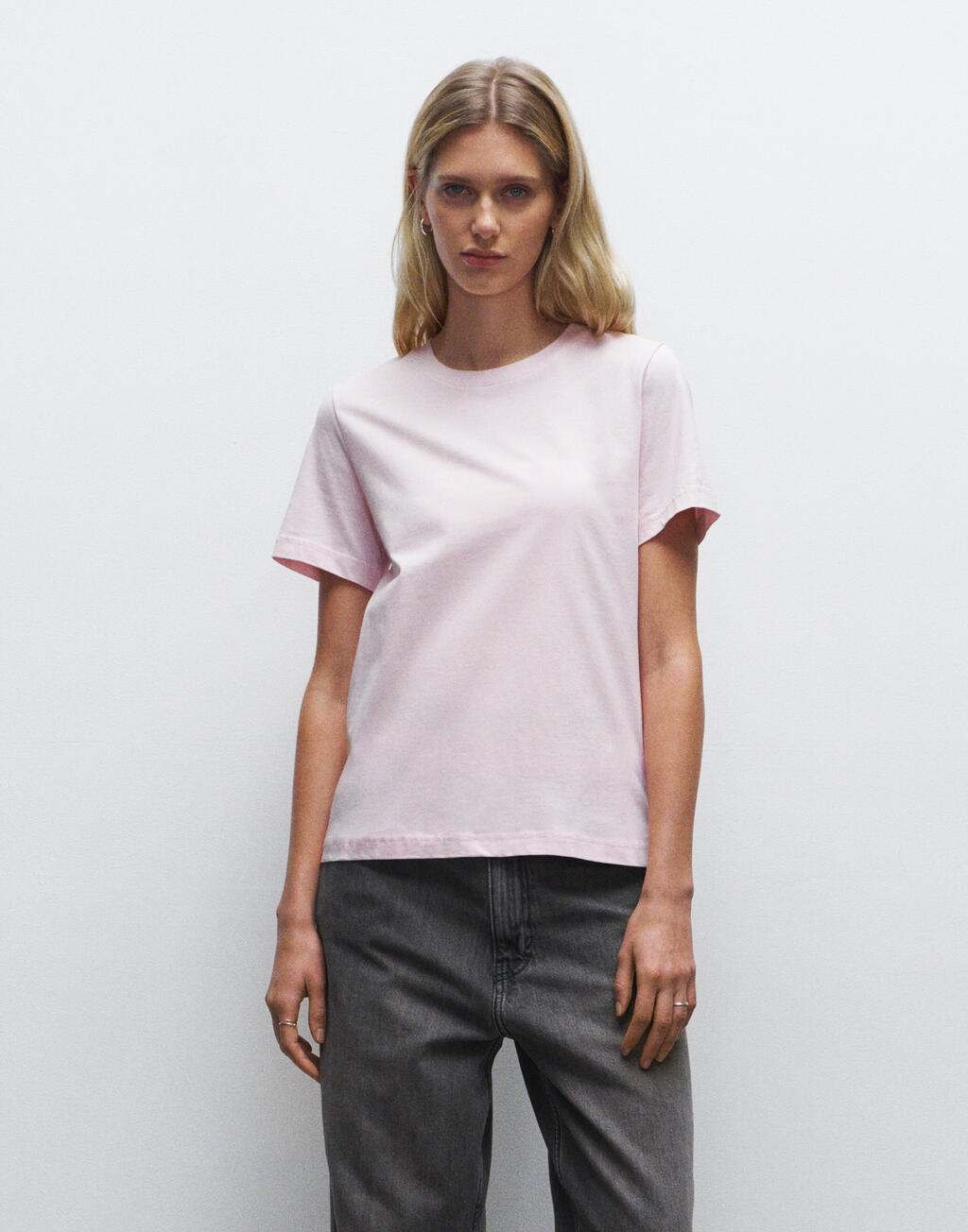 True Blanks “by H&M Group” Womens Regular Tee